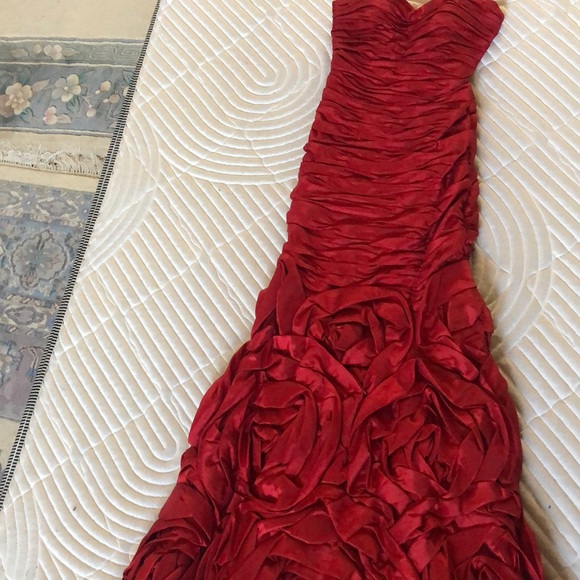 Camille Dress Red size 2 - Picture 4 of 5